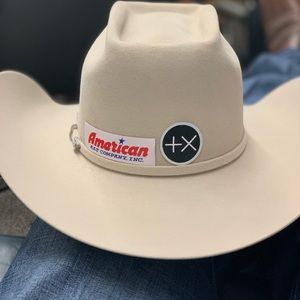 Meet your Posher, Cody